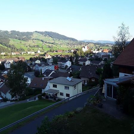 Zwinglis Ferienwohnung Rosi Nesslau 外观 照片